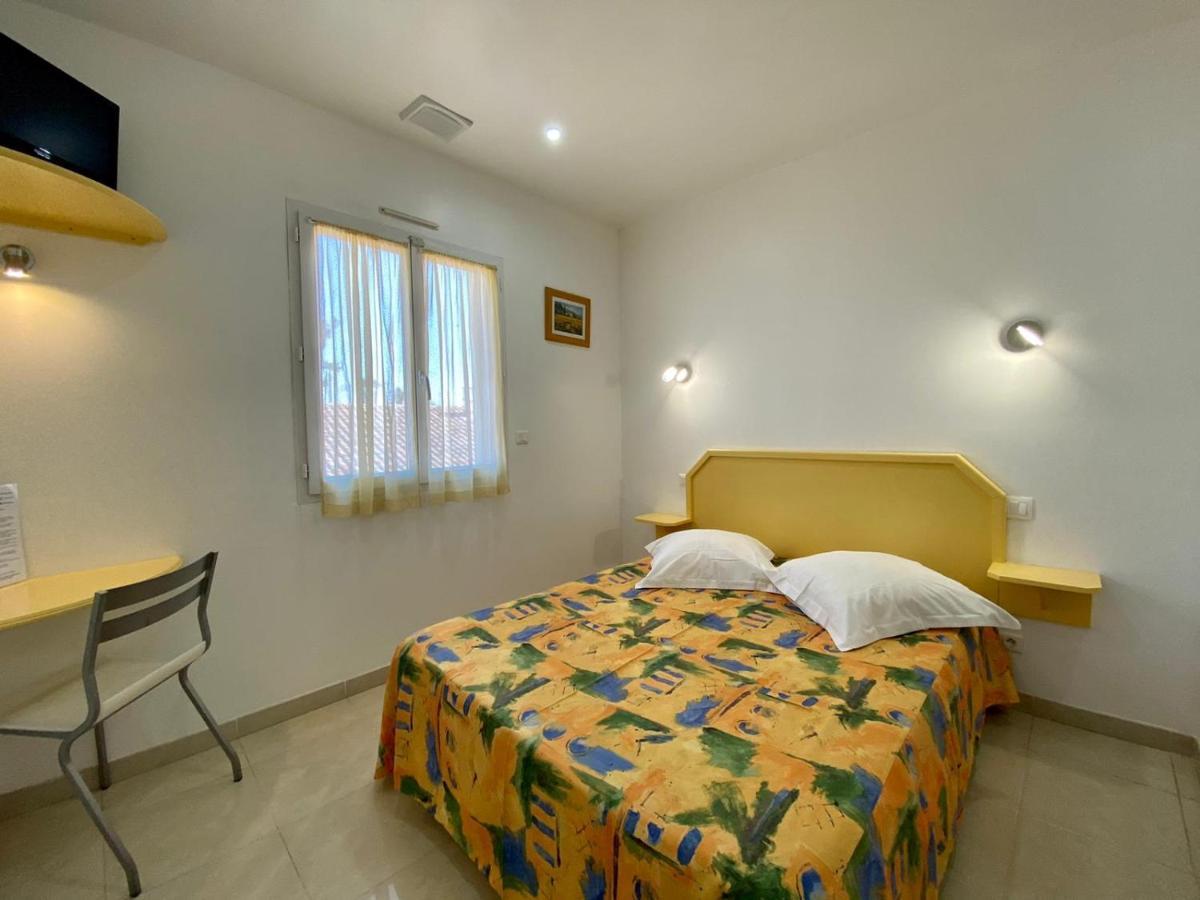Hotel Myriam Vias Plage 外观 照片