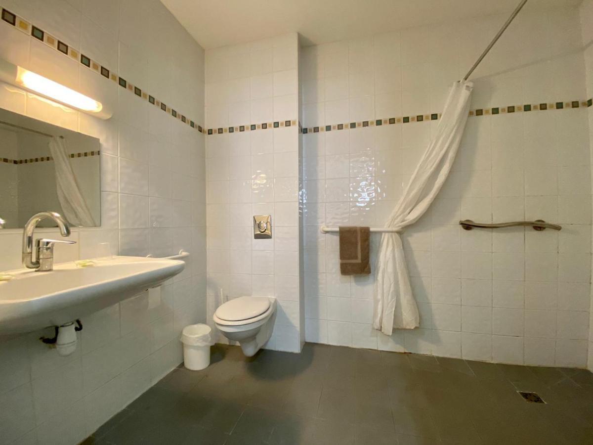 Hotel Myriam Vias Plage 外观 照片