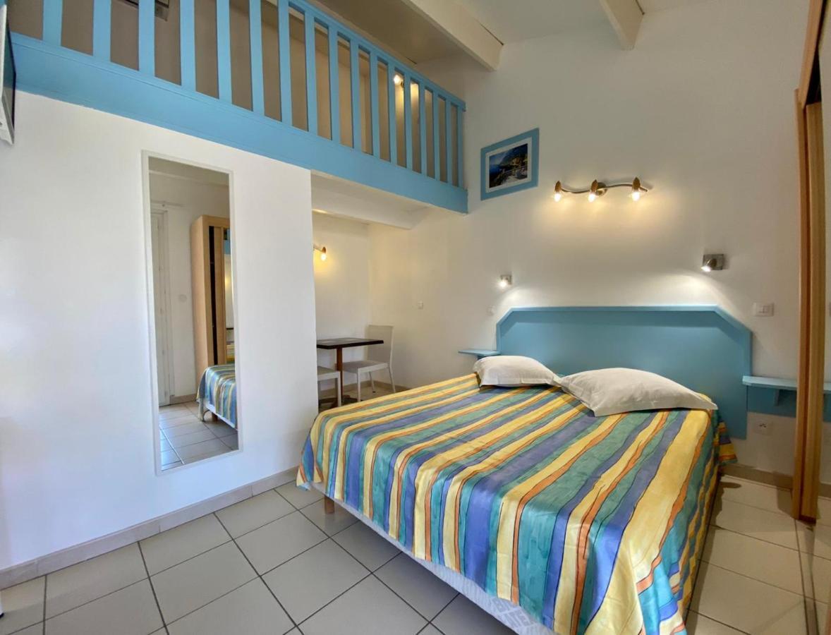 Hotel Myriam Vias Plage 外观 照片