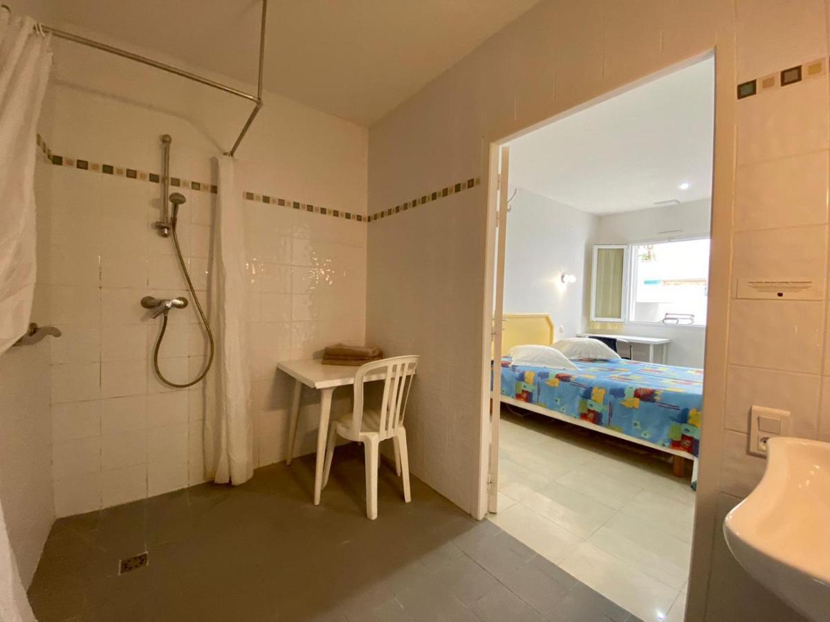 Hotel Myriam Vias Plage 外观 照片